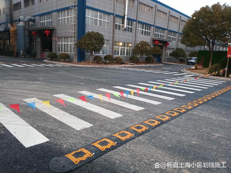 交通标志牌厂家：引领城市安全守护前行的脚步