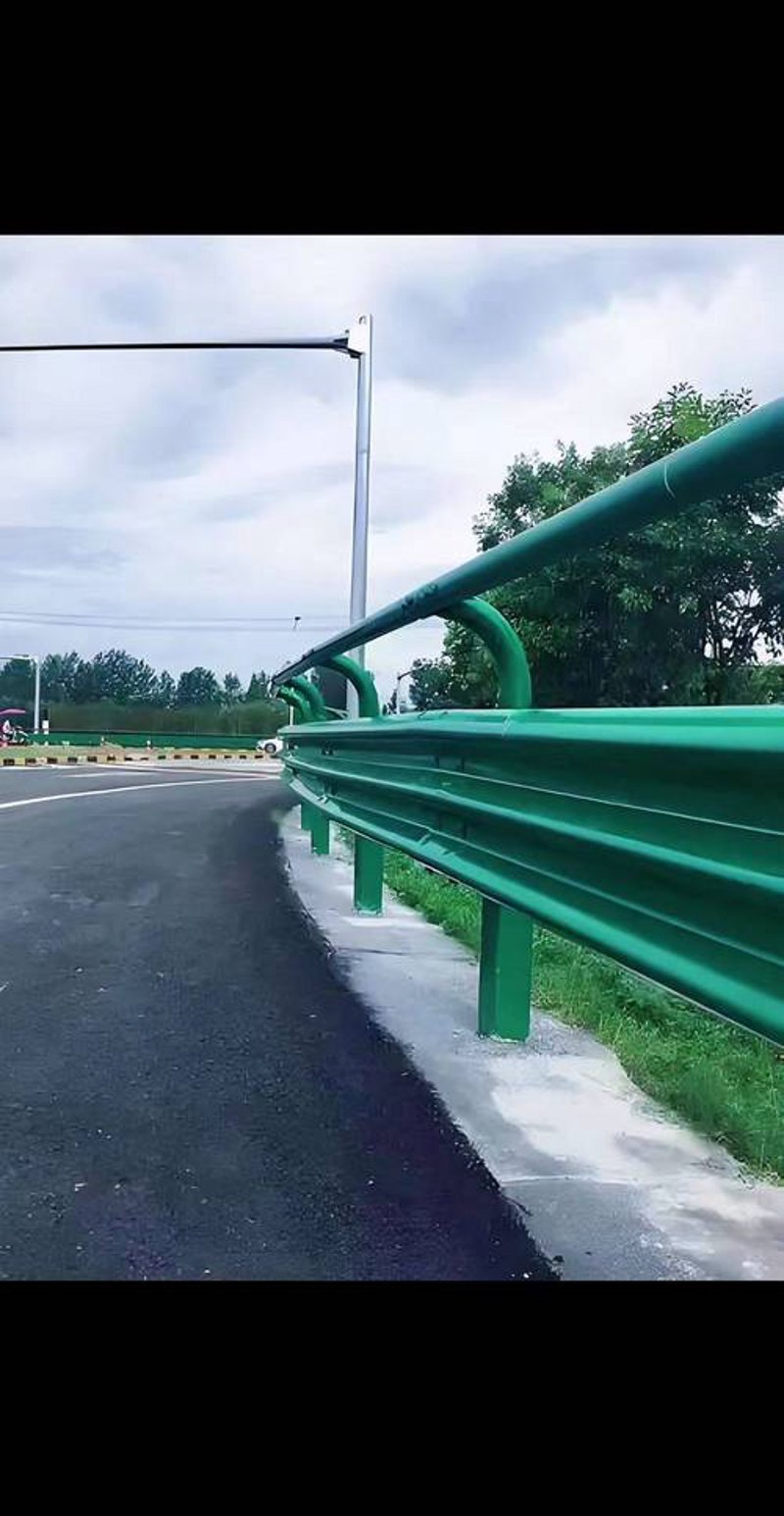 选购波形护栏安装的全面指南
