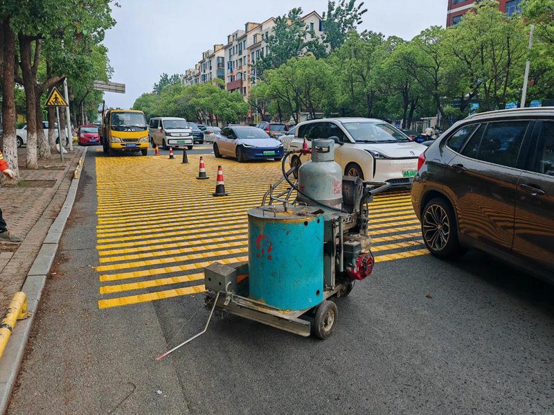 减速带安装